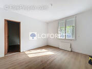 Appartement à LE MESNIL-ESNARD