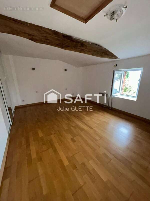 Maison 100 m² à Montournais  - photo 5