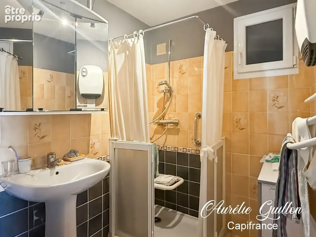 Le Roc-Saint-André – Maison en pierre 5 pièces 80 m2 avec beau potentiel - photo 8