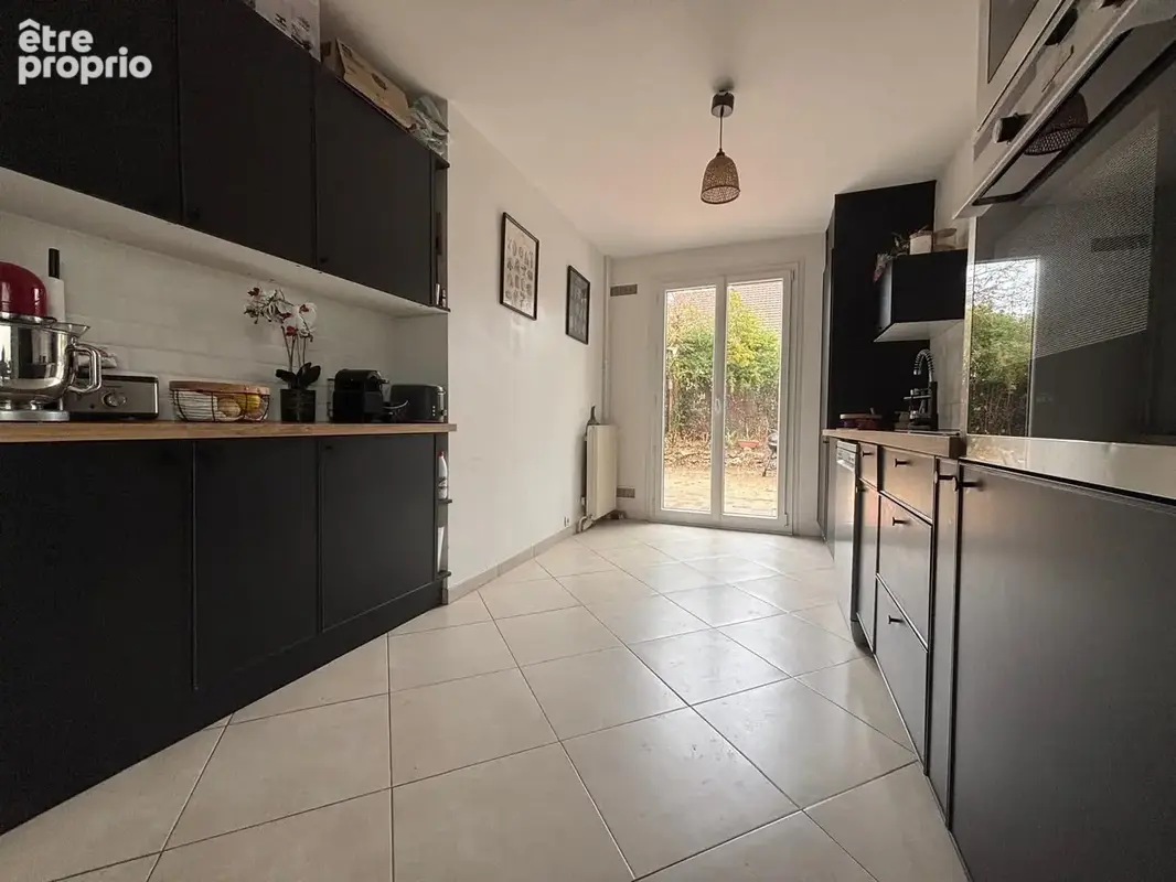 Maison 6 pièces 117 m² à vendre à Saintry-Sur-Seine (91250) - photo 5