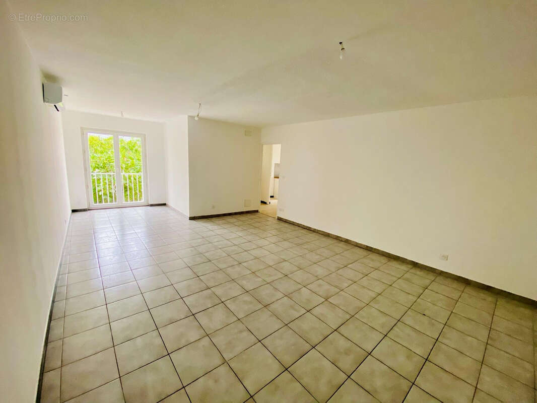 Appartement à ESPIRA-DE-L&#039;AGLY