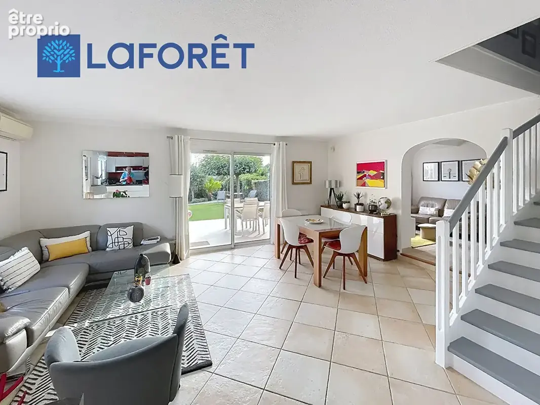 Maison Cagnes Sur Mer 6 pièce(s) 114.05 m2 - photo 3