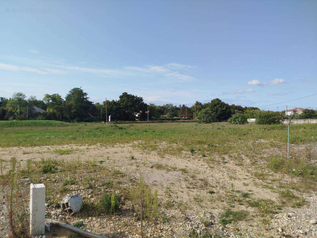 Terrain à CHATUZANGE-LE-GOUBET