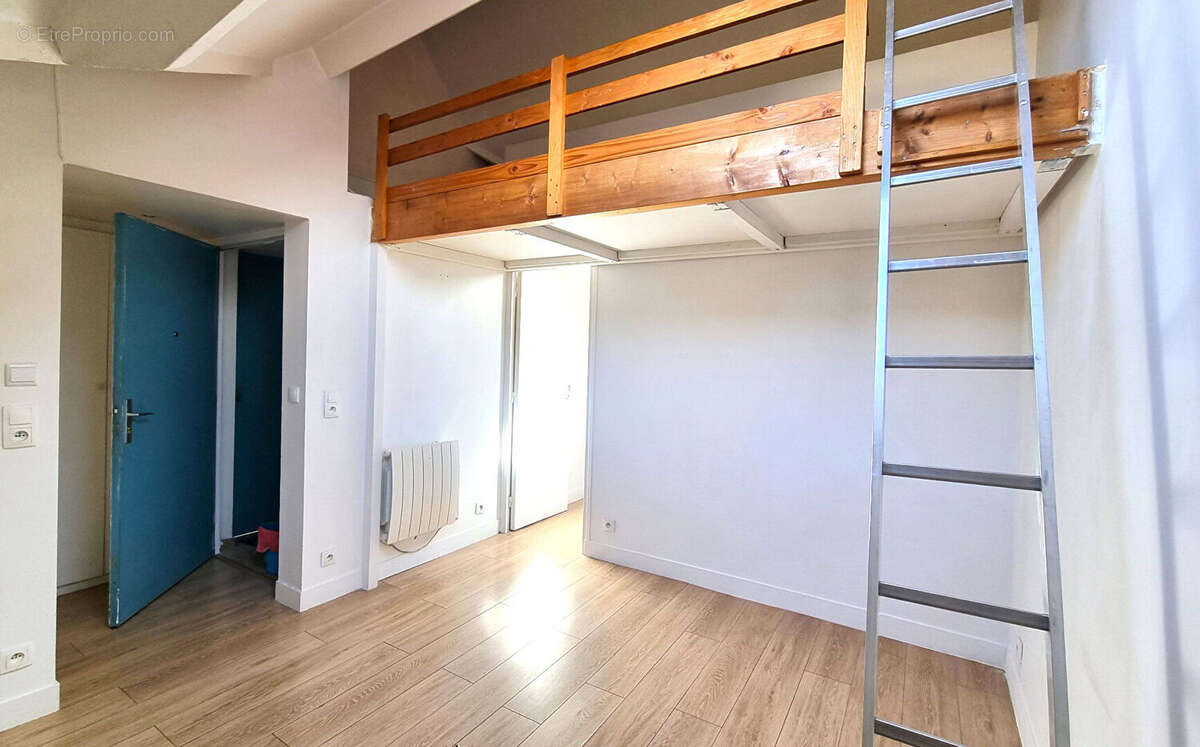 Appartement à HOUILLES
