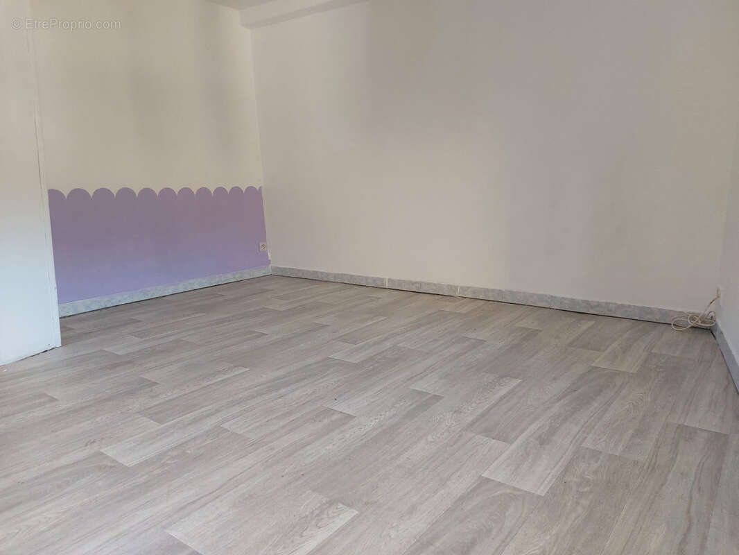 Appartement à BREIL-SUR-ROYA