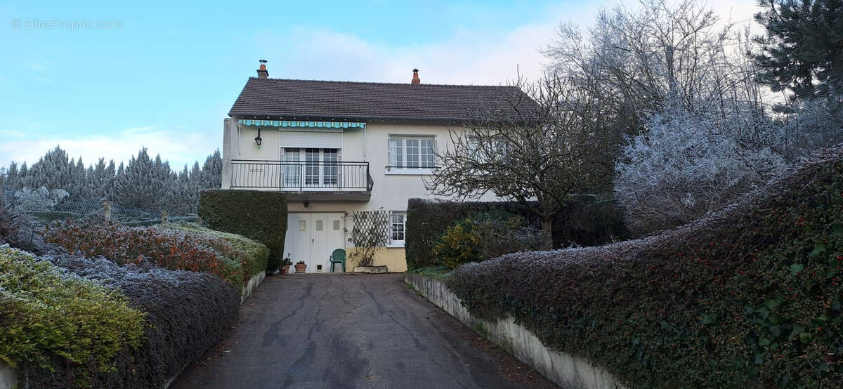 Maison à ONZAIN
