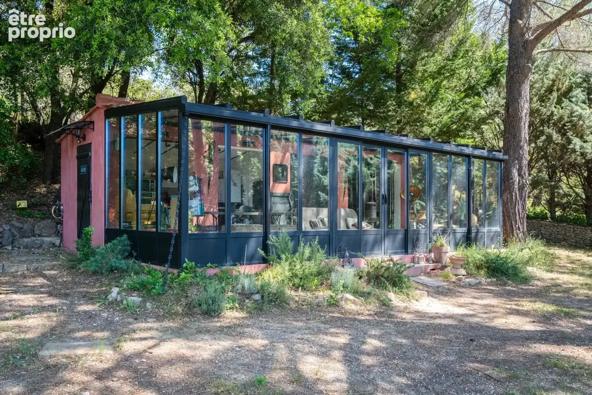Élégante propriété rénovée au cœur de la nature, avec piscine et dépendance - photo 11
