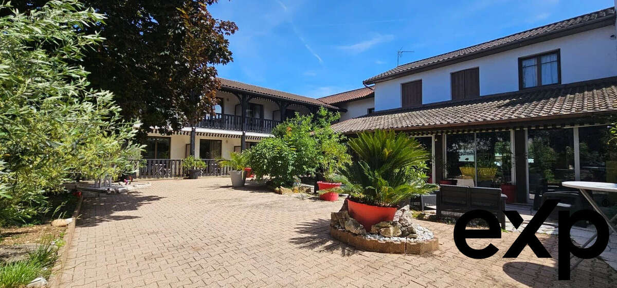 Autre à VILLIEU-LOYES-MOLLON