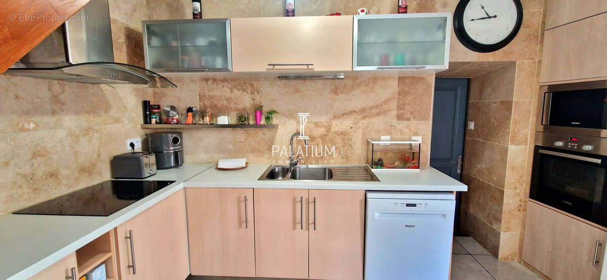 Maison 120 m² à Riez  - photo 4