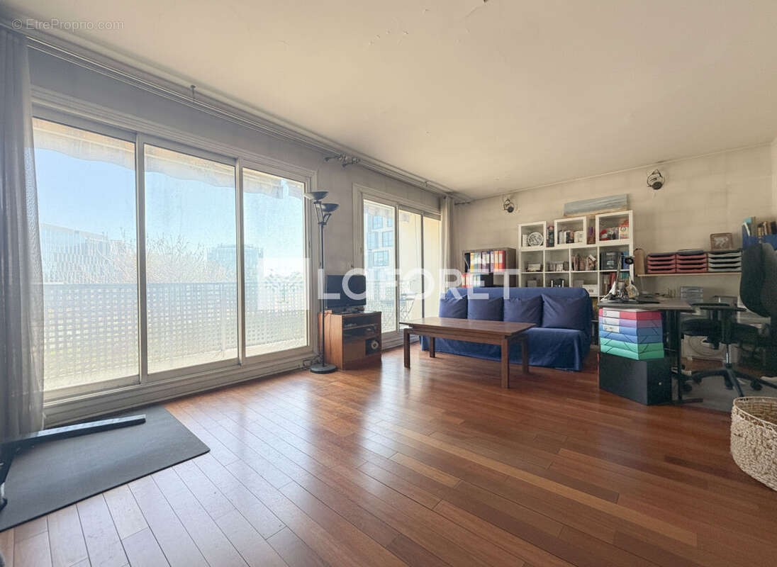 Appartement à MONTROUGE