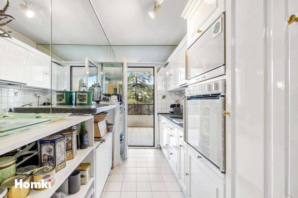 Appartement à LE CANNET