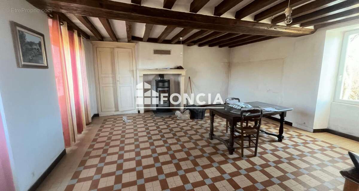Maison à LOUE