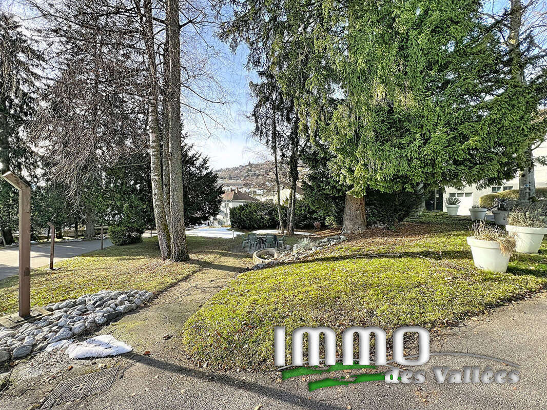 Terrain à LA BRESSE