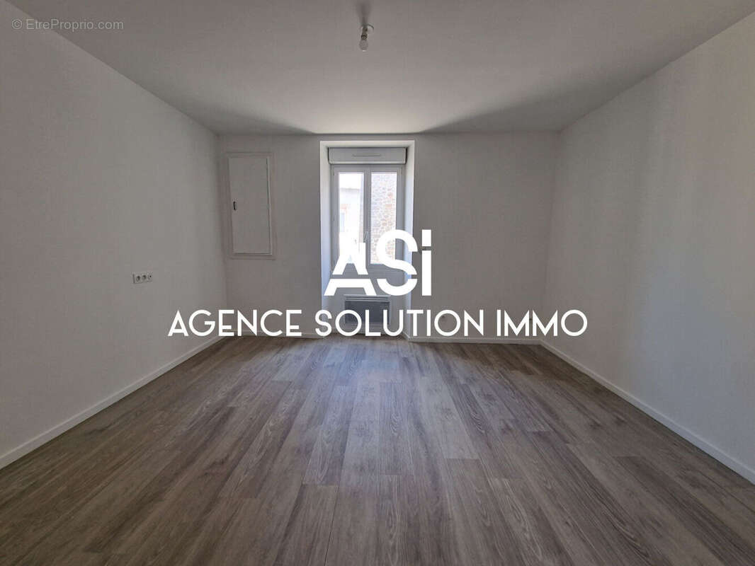 Appartement à SOULGE-SUR-OUETTE