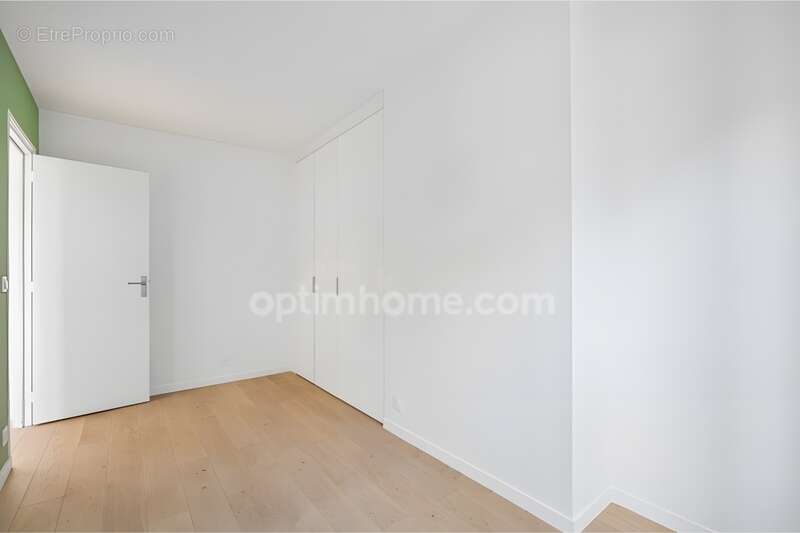 Appartement à ISSY-LES-MOULINEAUX