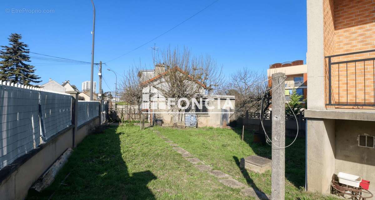 Maison à VITRY-SUR-SEINE