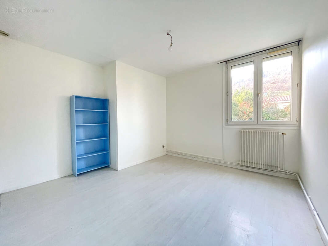 Appartement à LOIRE-SUR-RHONE