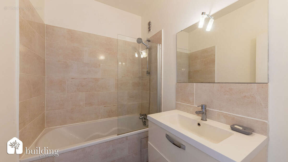 Appartement à LEVALLOIS-PERRET