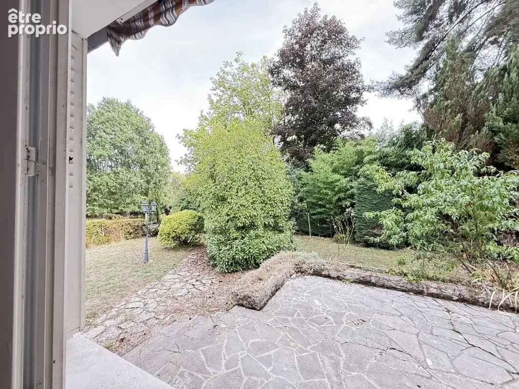 Léré - Une maison à moderniser, un environnement à préserver ! - photo 2