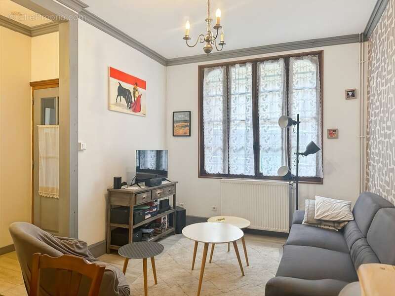 Dpt Gers (32), à vendre LUPIAC maison P3 de 91,2 m² - Terrain de 175,00 m² - photo 2