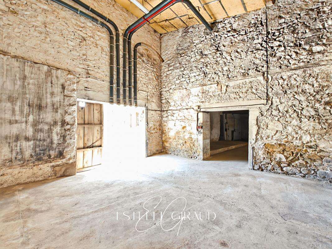 Maison à FELINES-MINERVOIS