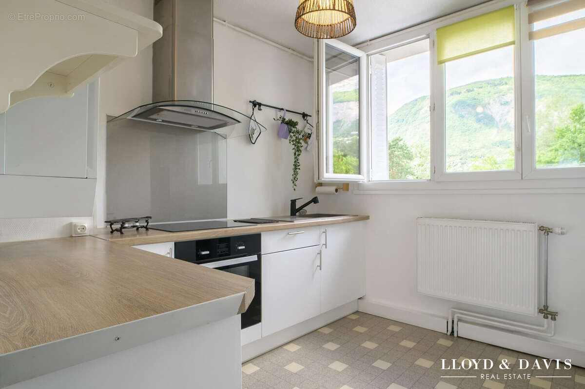 Appartement à MEYLAN