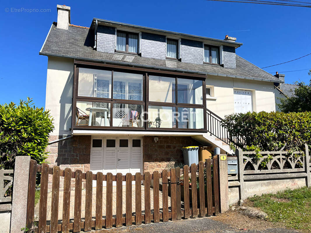 Maison à TREVOU-TREGUIGNEC