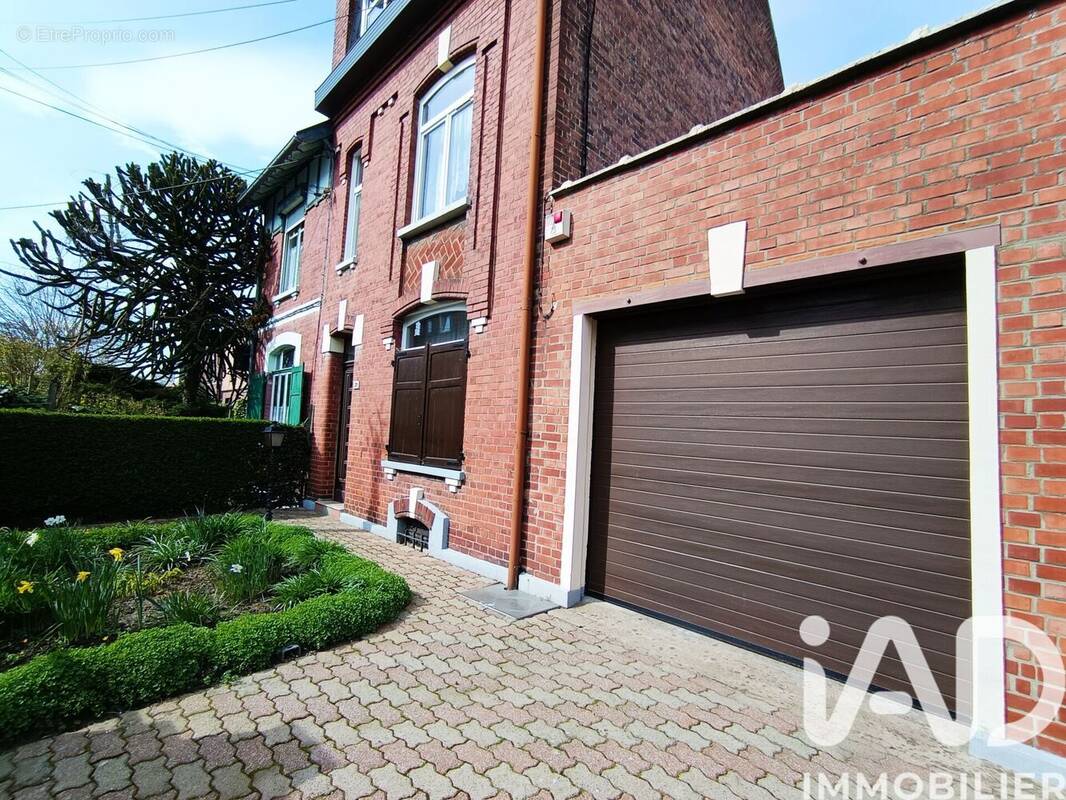 Photo 1 - Maison à VILLENEUVE-D'ASCQ