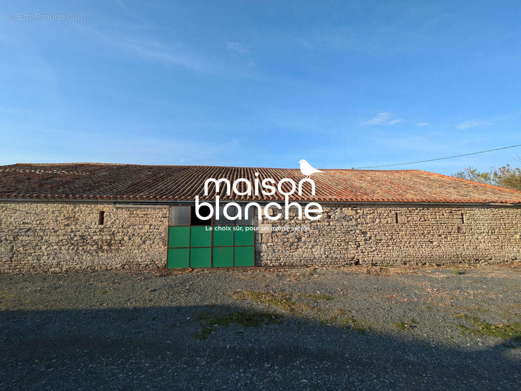 Maison à ANGLES