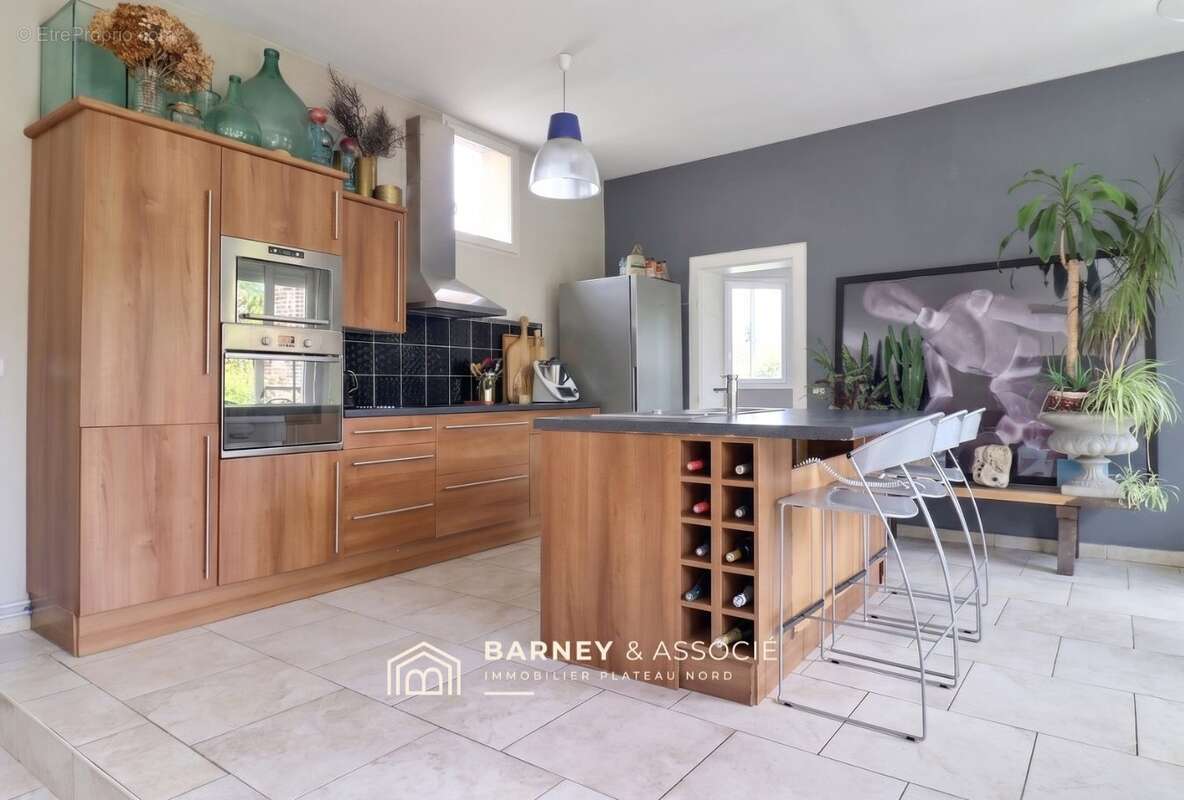 Maison 205 m² à Bihorel  - photo 4
