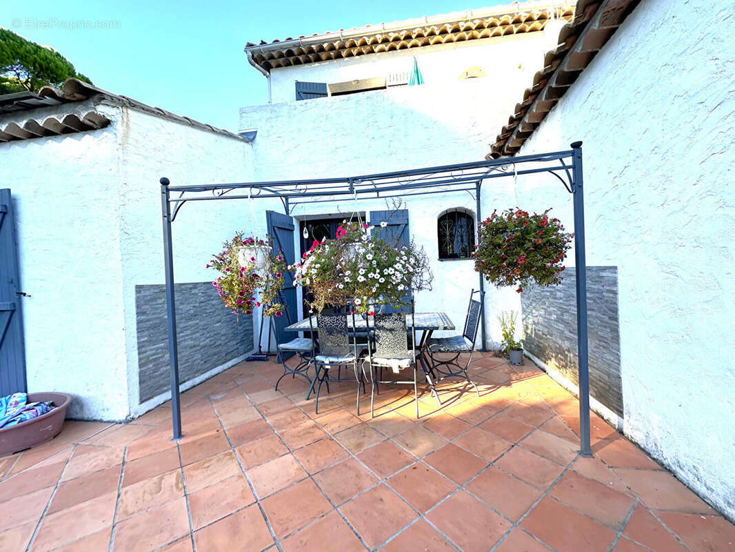 Maison à FAYENCE