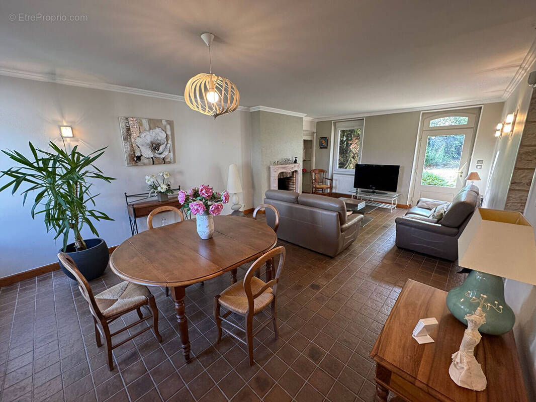 Maison à LE CREUSOT