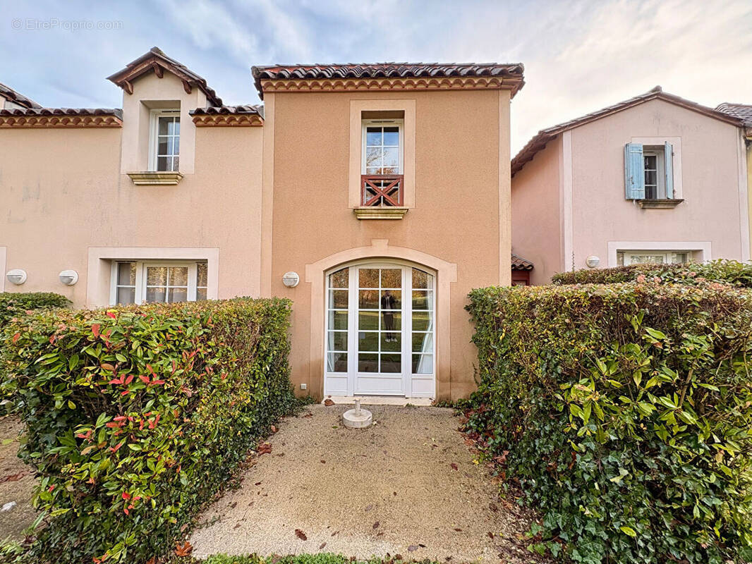 Maison à MONFLANQUIN