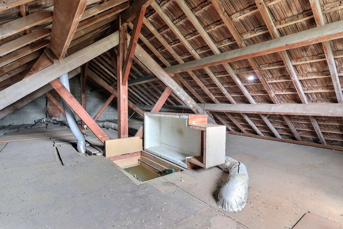 MELLECEY, côte chalonnaise, maison sur sous-sol avec terrain - photo 12