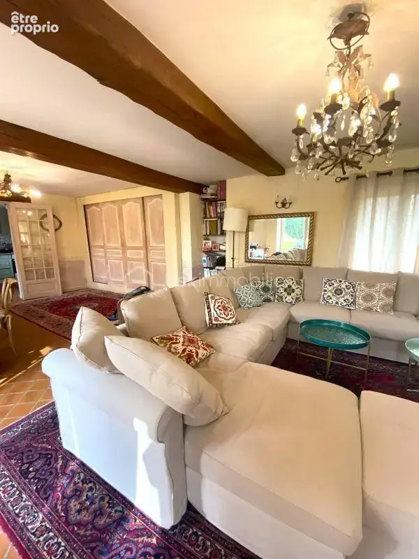 Maison à FAVEROLLES