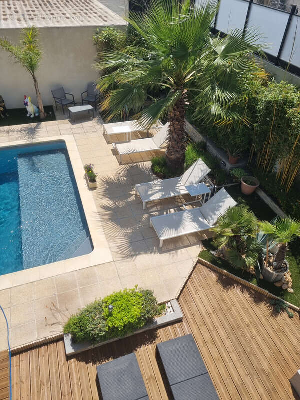 Maison à BESSAN