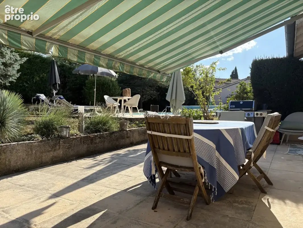 Chasselay   maison familiale 4 chambres avec piscine   calme absolu - photo 4
