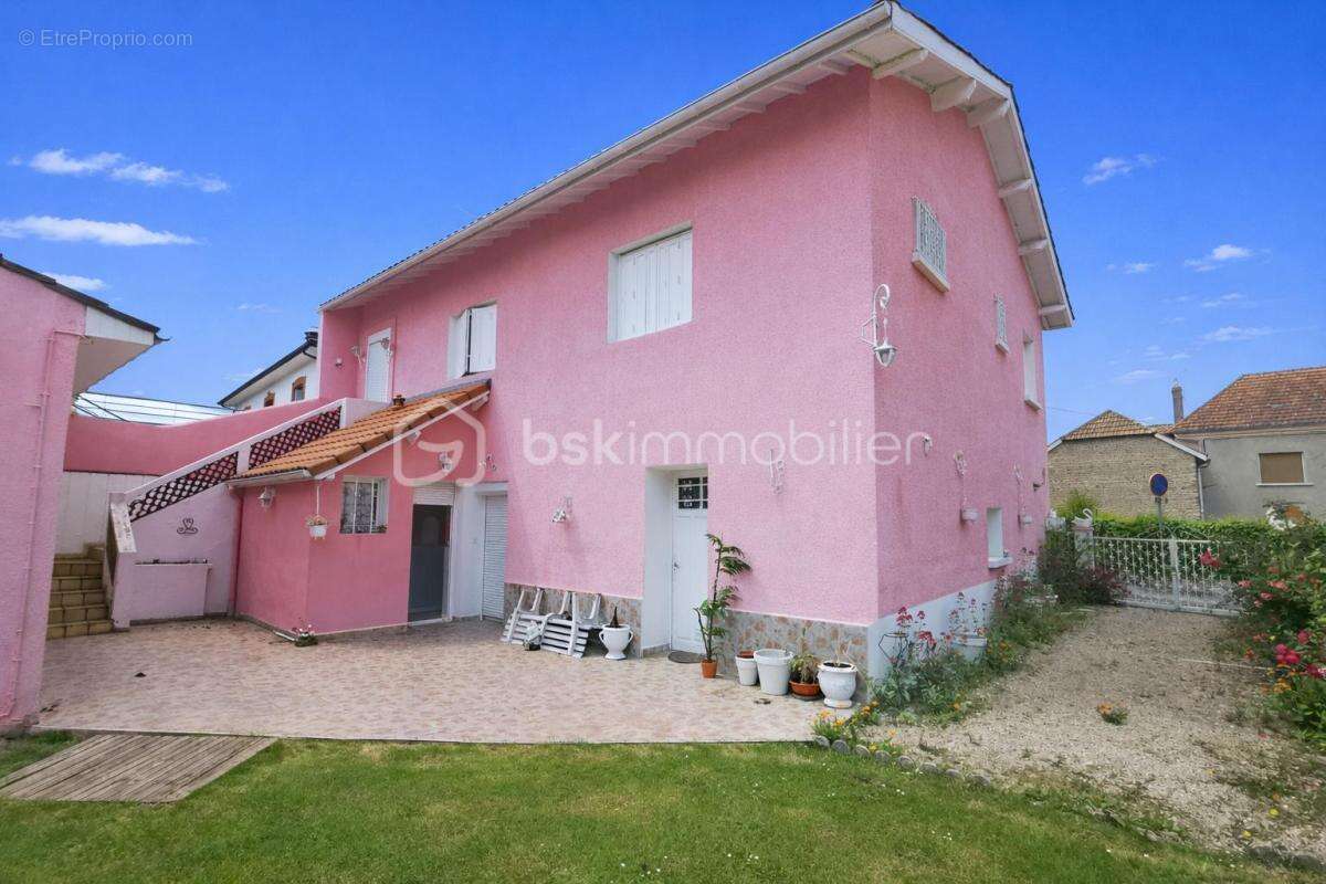 Maison à SEMEAC