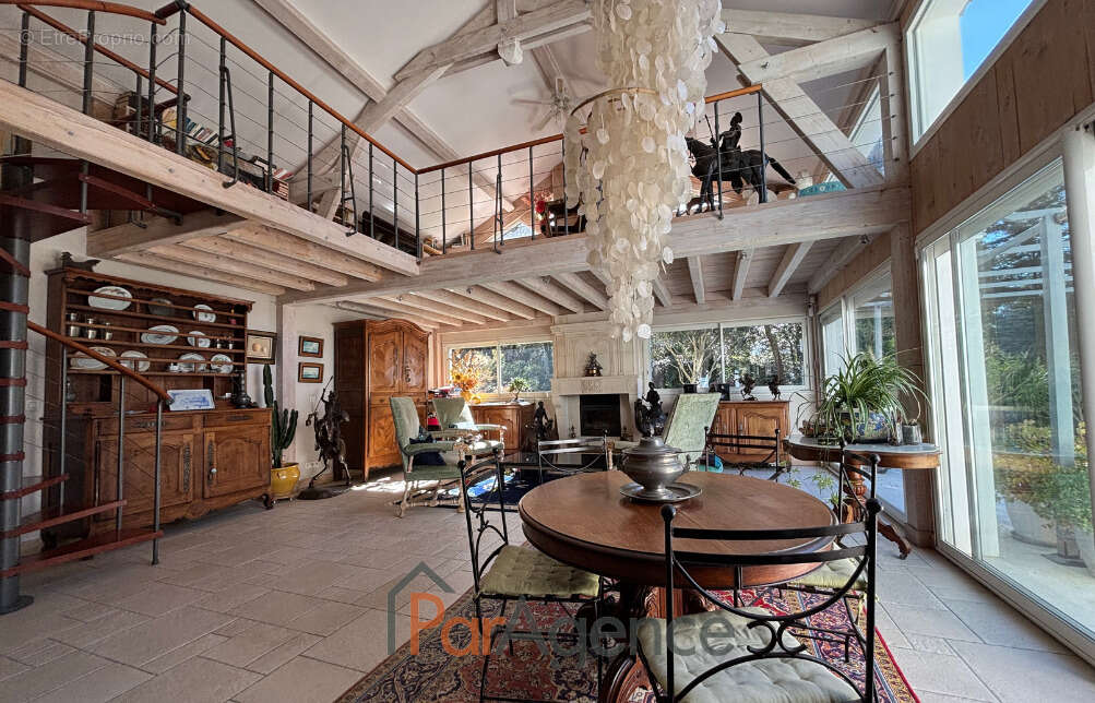 Maison à SAINT-PALAIS-SUR-MER