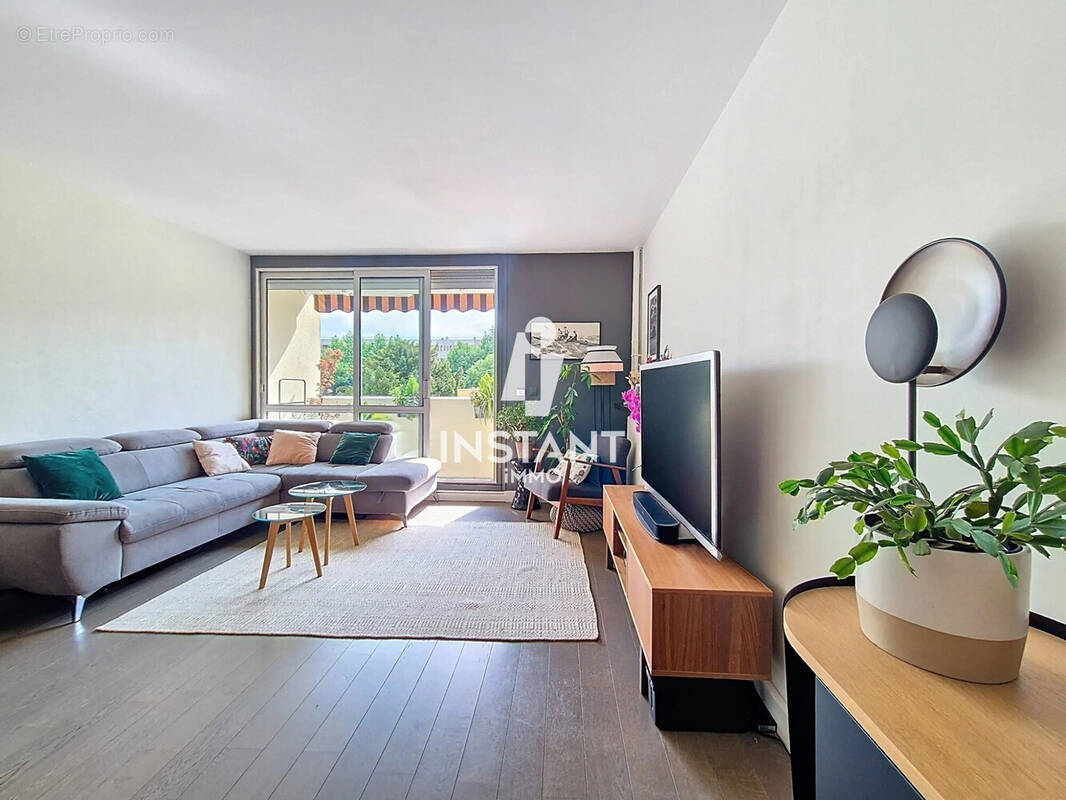Appartement à MAISONS-ALFORT