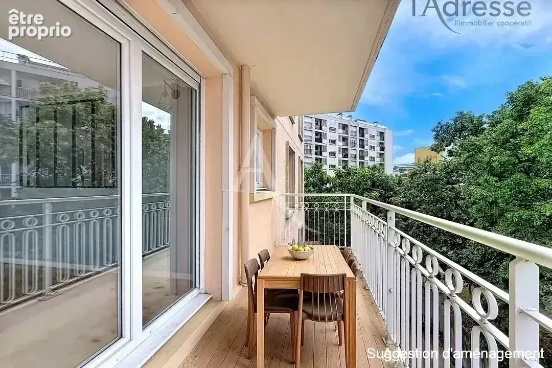 SURESNES limite Puteaux - Appartement 5 pièces 101m², cave et parking - photo 2