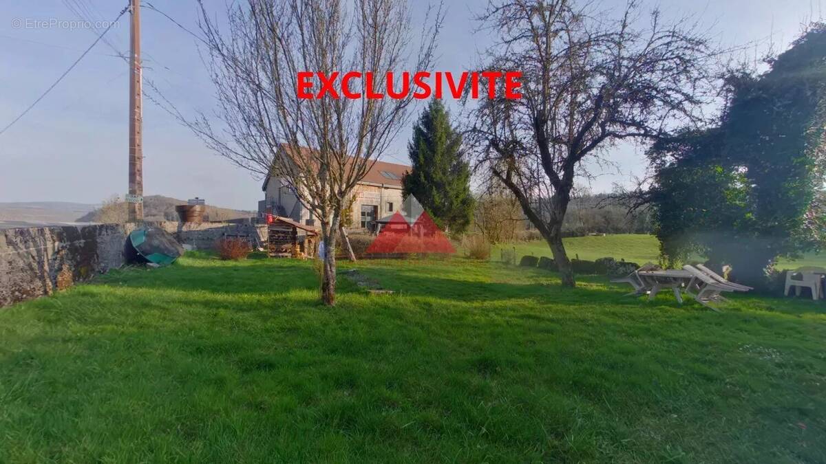 Appartement à DOUCIER