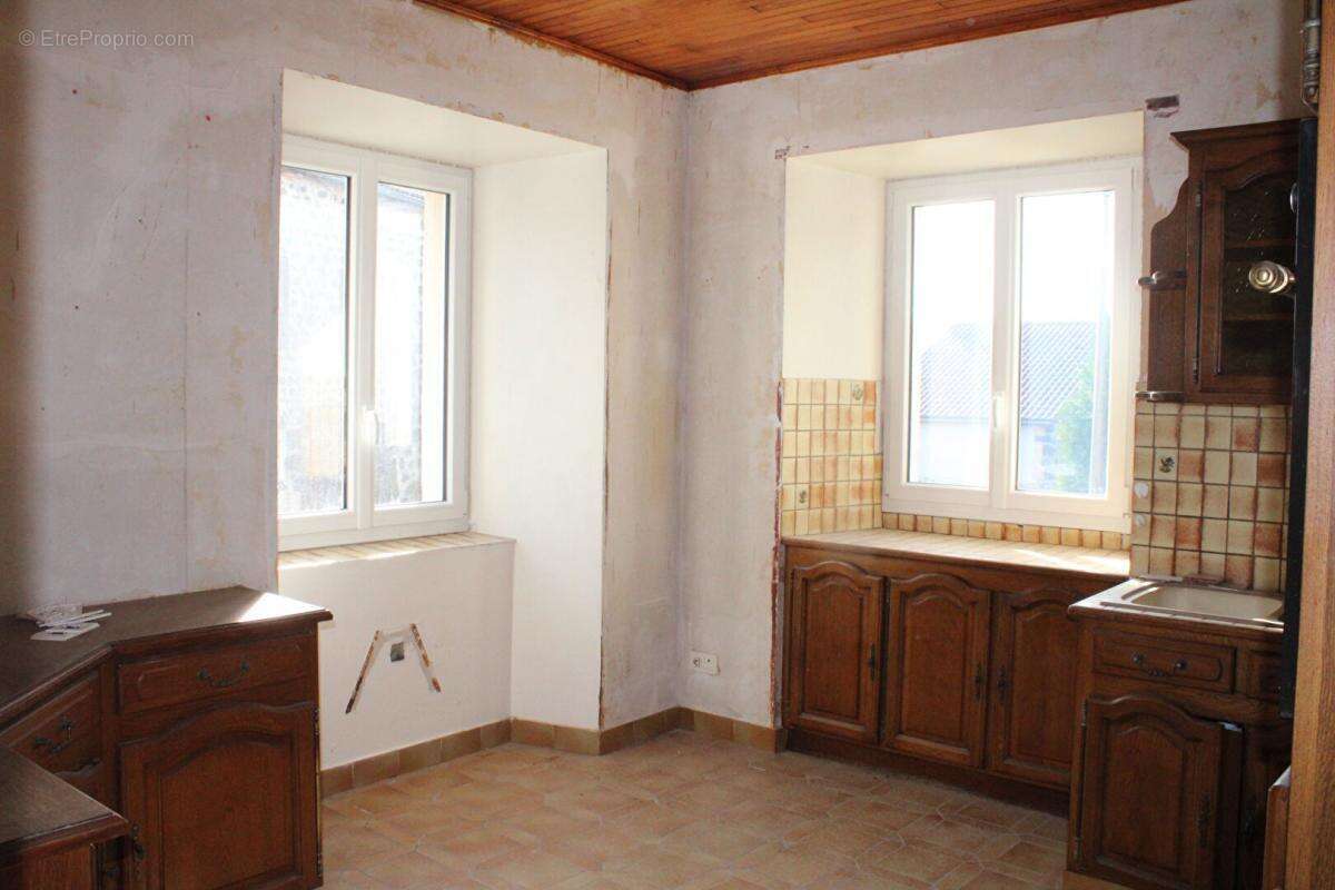 Maison à LANDOS