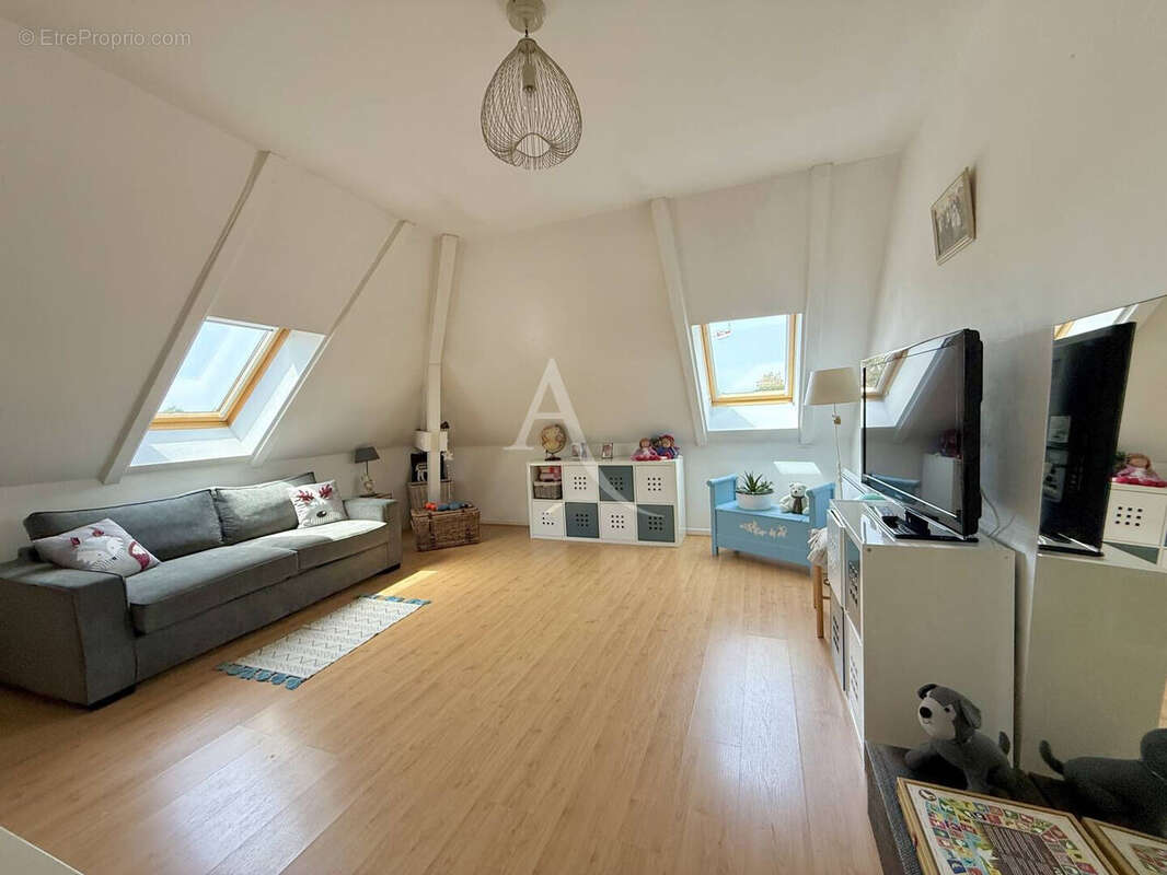 Appartement Ozoir La Ferriere 5 pièce(s) 105 m2 - photo 7