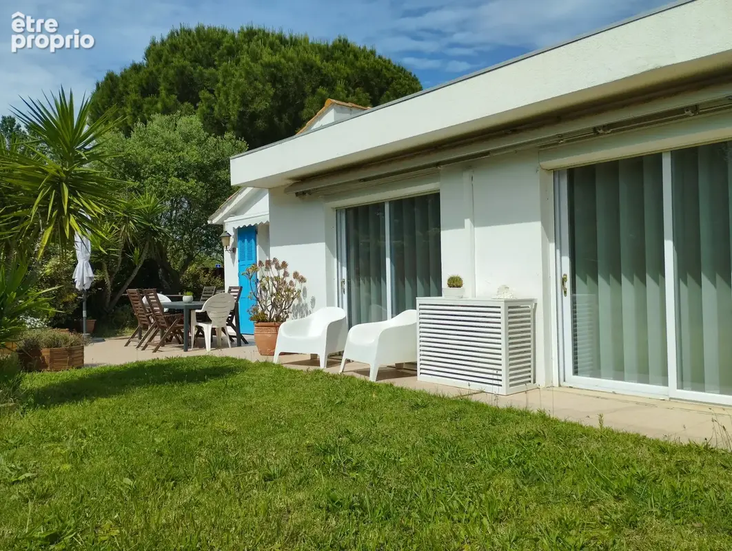 Villa plain pied quatre chambres plages a pied pleine propriete - photo 24