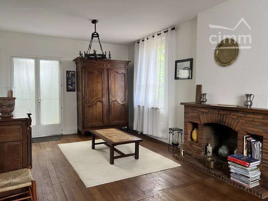 Maison familiale de 125 m² Habitables et une belle dépendance de charme - photo 11