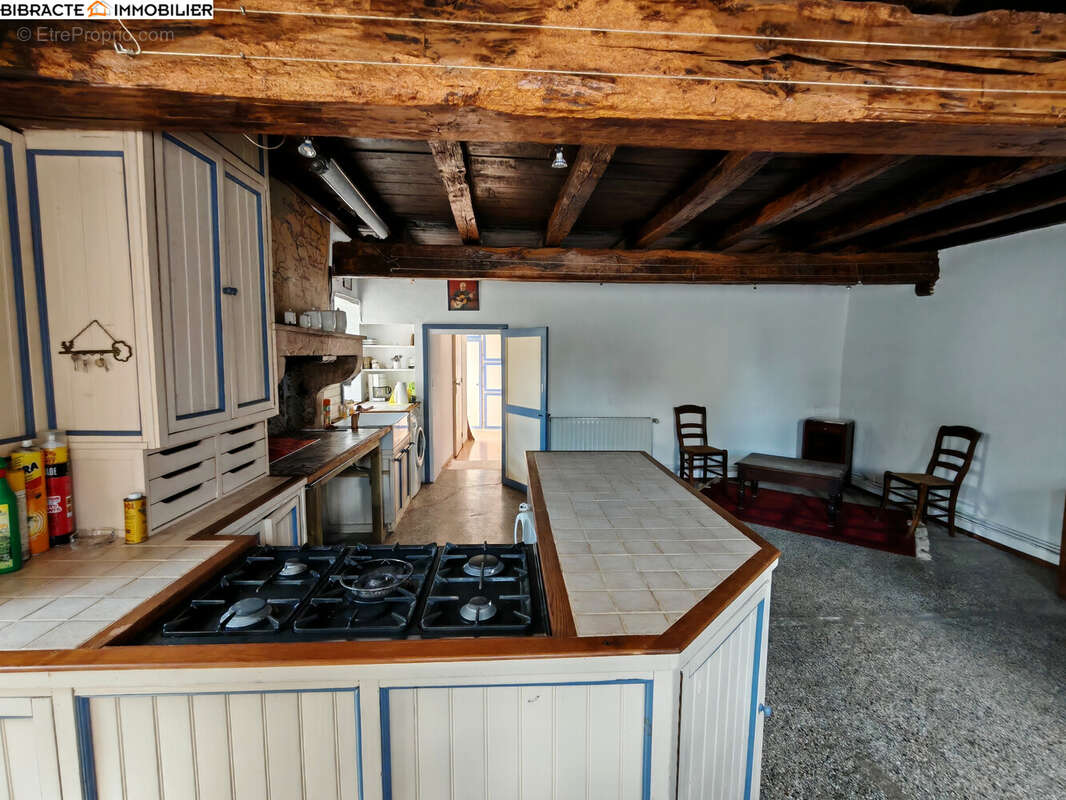 Maison à SEMELAY