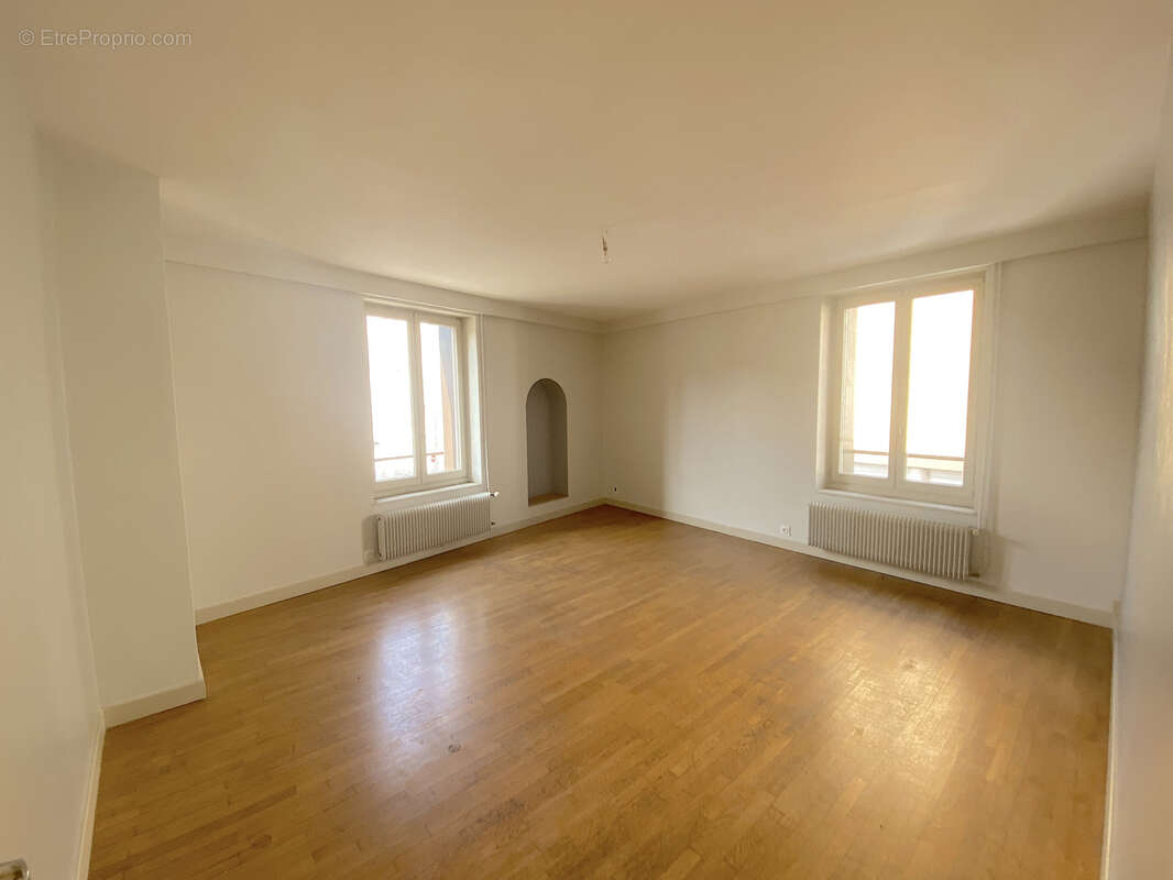 Appartement à AMBERT