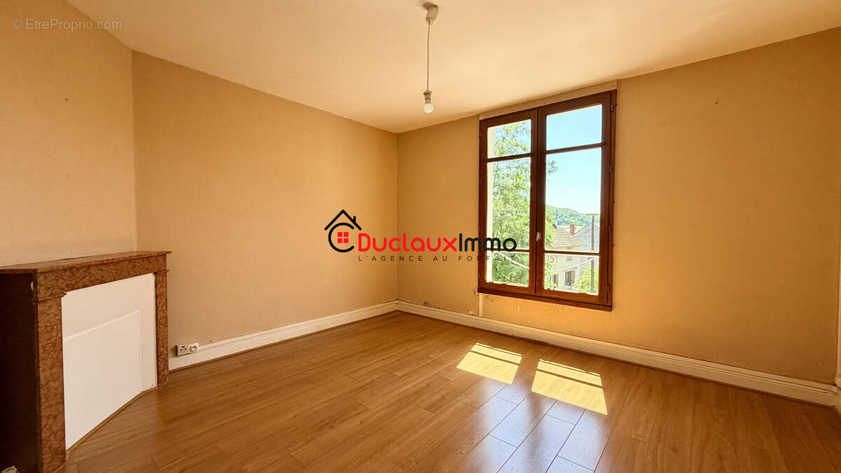 Immeuble Aurillac   Quartier de la Gare   Idéal investisseur - photo 12