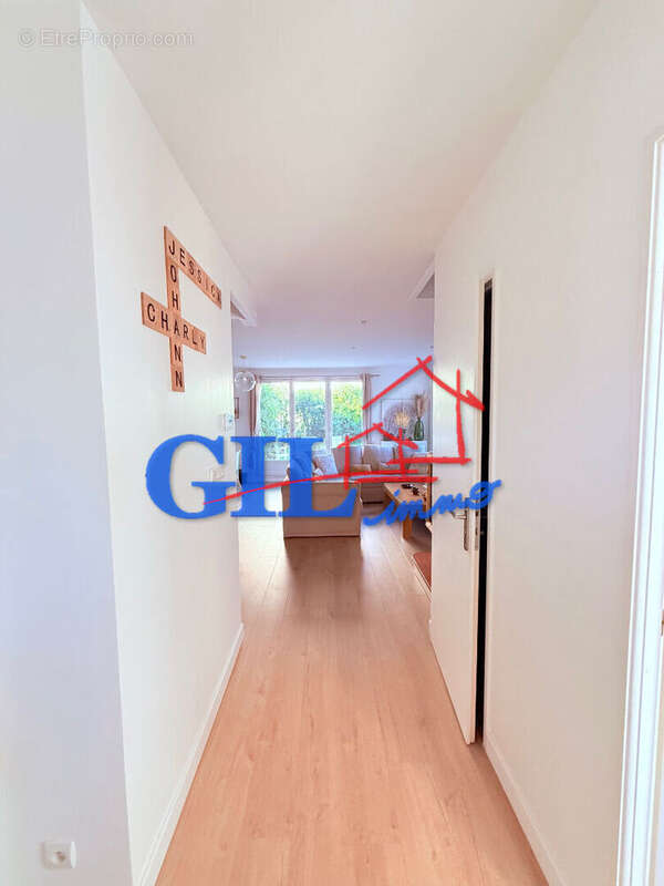 Maison à SAVIGNY-LE-TEMPLE